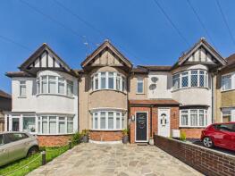 35, Linden Avenue, Ruislip HA4 8TZ