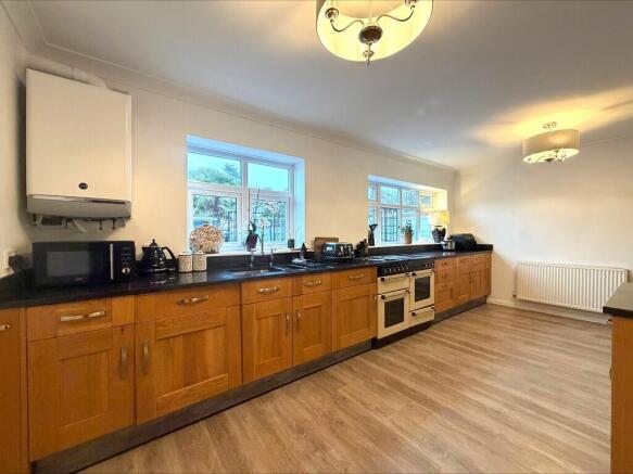 processed-0C6D2A9...