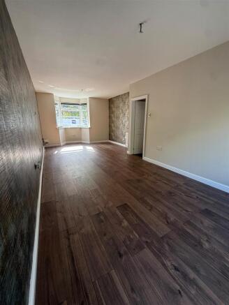 3 bed Semi-Detached to rent in hull