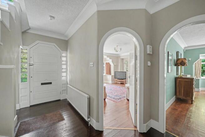 4 bed Detached for sale Image 7