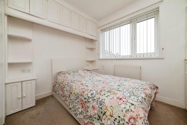 3 bed Semi-Detached for sale Image 9