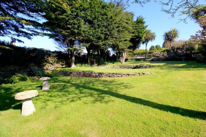 Private Gardens