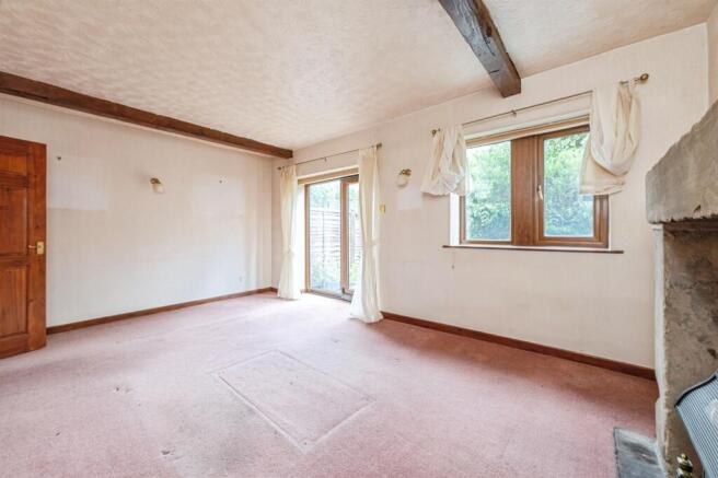3 bed Town House for sale Image 7