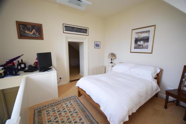 Bedroom 5.JPG