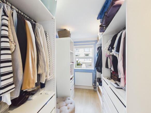 2 bed Flat to rent Image 9