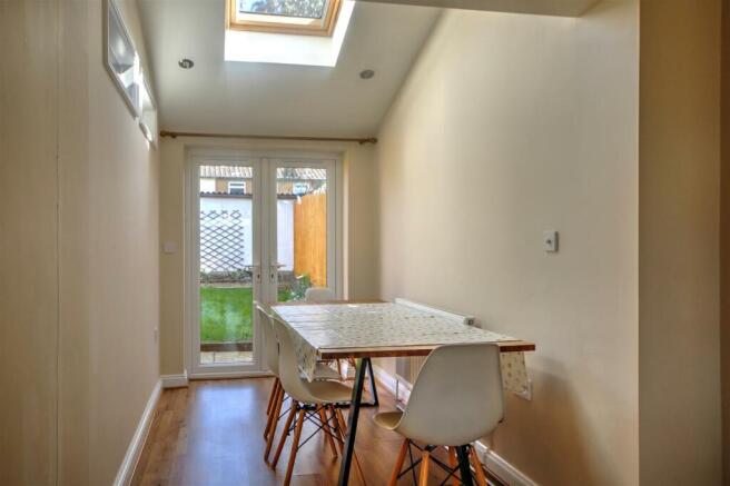 Dining Area.jpg