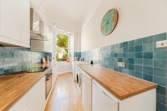 Kitchen II.jpg