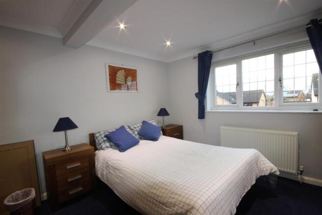 19 Langdale Road Bed