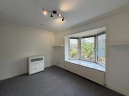 Flat 3, 10, Gunnersbury Avenue, London W5 3NJ