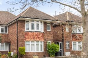 77, Chestnut Grove, New Malden KT3 3JS