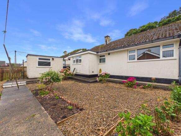 2 bed Detached Bungalow for sale Image 10