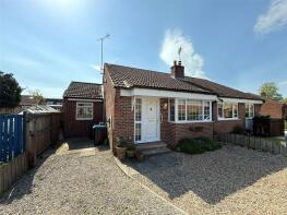 17, Cundall Avenue, Thirsk YO7 3QF