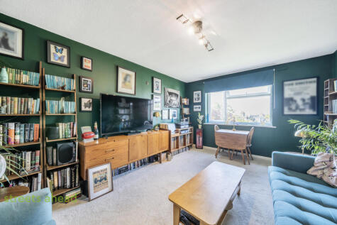 Beauchamp Road, London, SE19