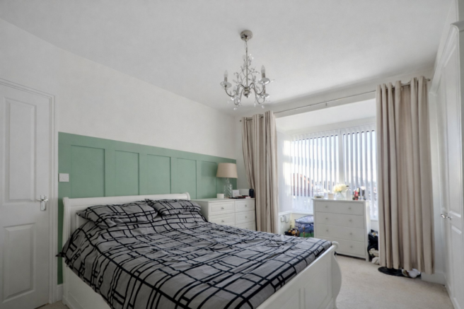 3 bed Semi-Detached for sale Image 11