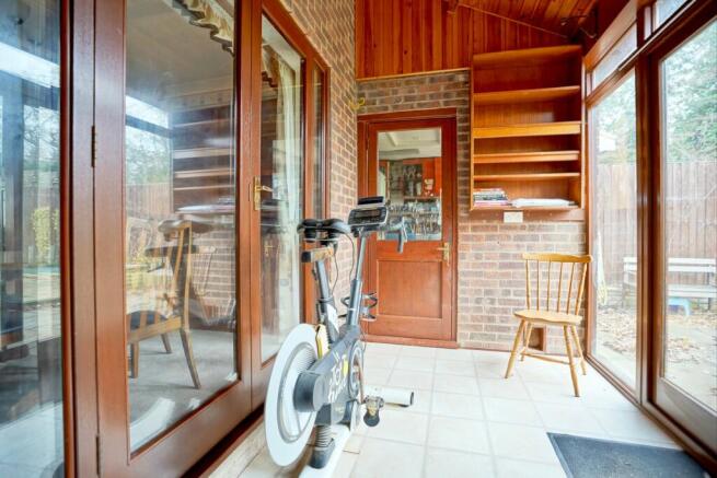Photo 15