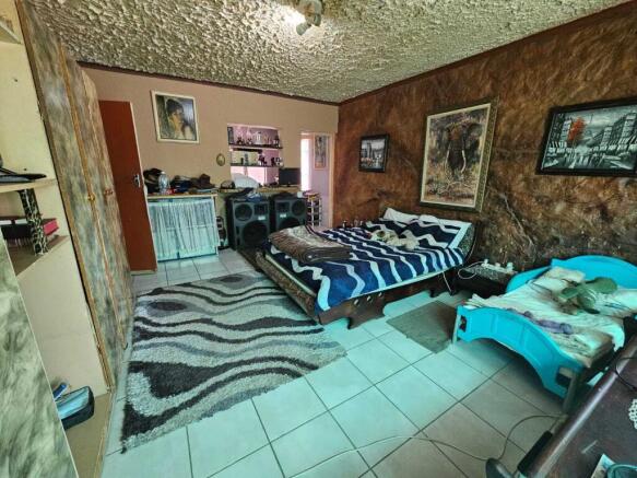 Main Bedroom 2nd angle