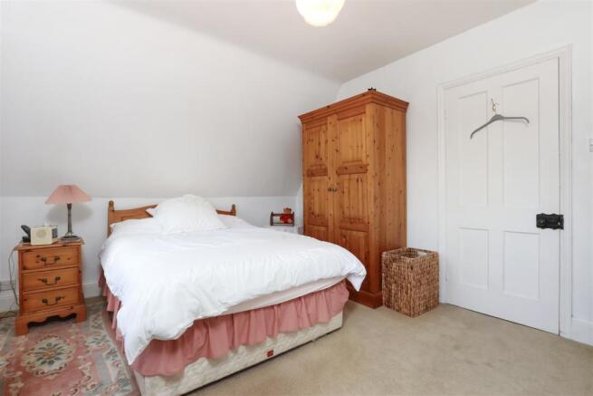 Bed1.2.jpg