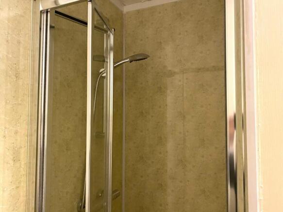 Shower cubicle