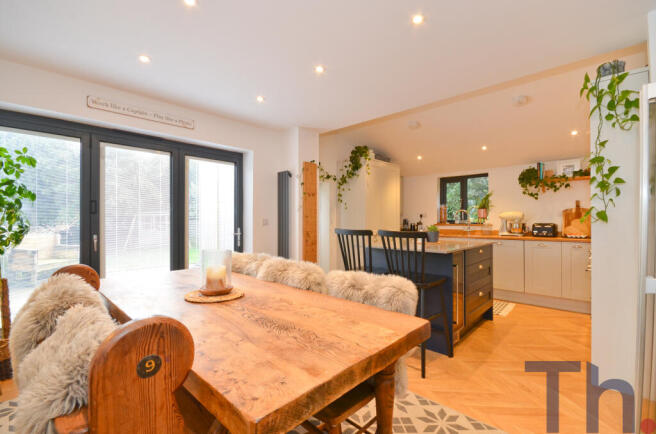 Open Plan Kitchen & Dining.JPG