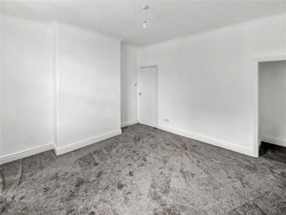 2 bed Terraced to rent Image 7