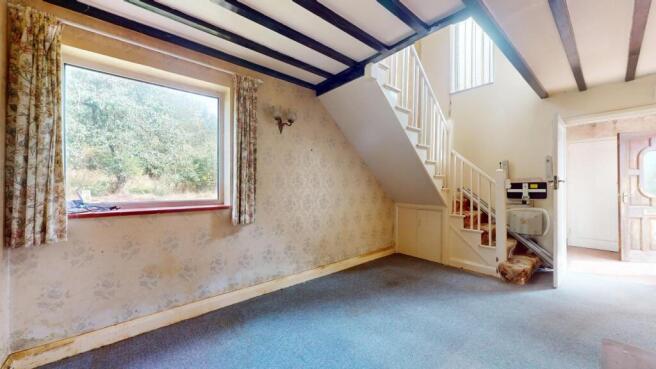 DINING ROOM/HALL