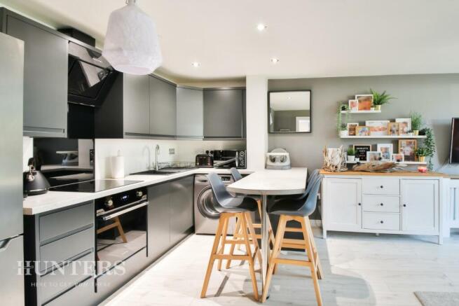 OPEN PLAN LOUNGE KITCHEN DINER