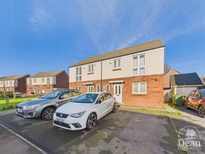 Par Four Lane, Lydney