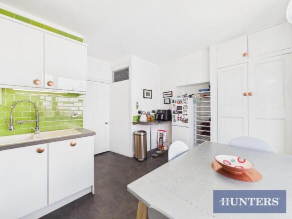 2 bed Maisonette for sale Image 6