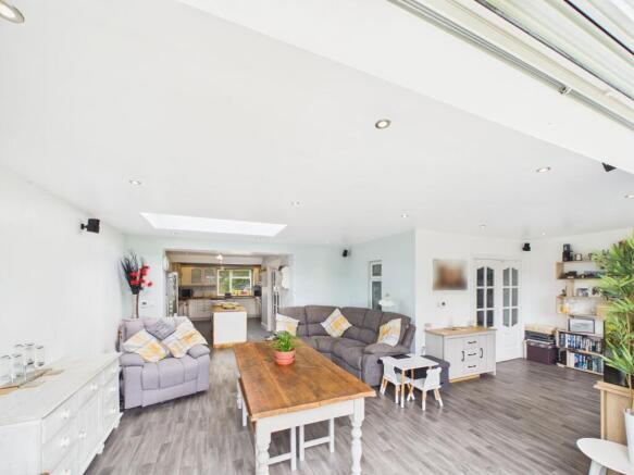 OPEN PLAN KITCHEN LIVING DINER