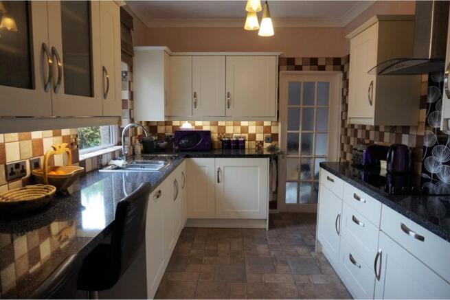 Kitchen / Breakfast