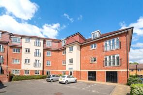 Flat 11, 22 Cluster House, Schoolgate Drive, Morden SM4 5BW