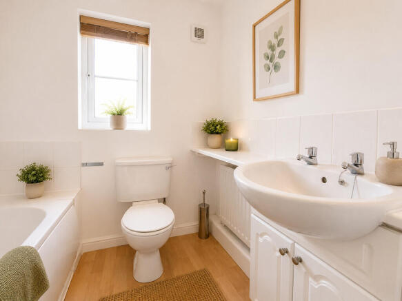 2 bed Semi-Detached to rent Image 7
