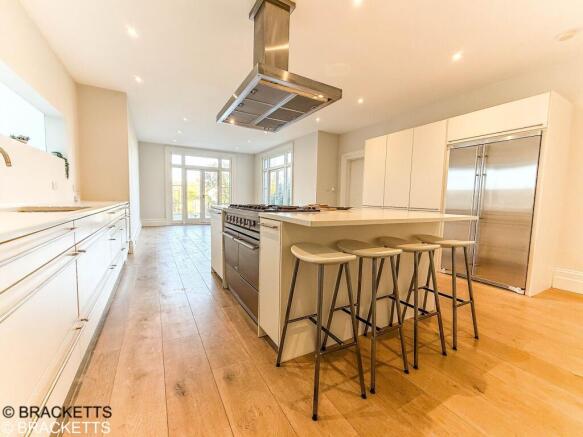 KITCHEN LIVING DINING ROOM WITH DOORS TO GARDEN