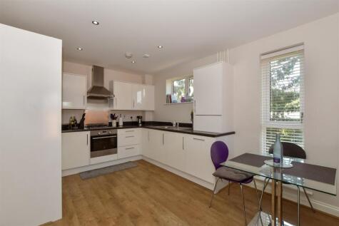 Charlotte Way, Leybourne, West Malling, Kent