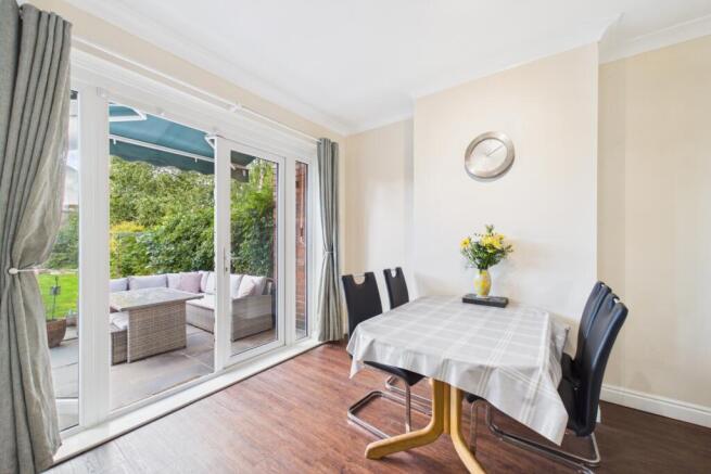 4 bed Terraced for sale Image 7