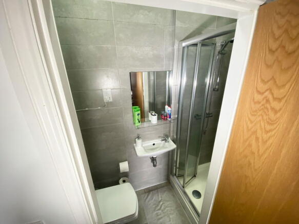 1 bed Flat to rent Image 5