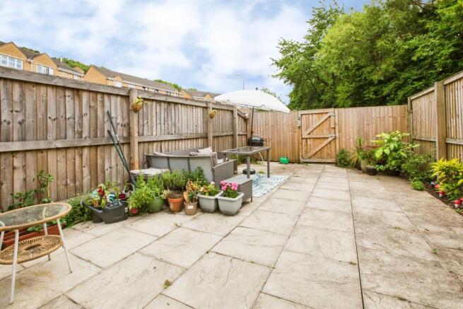 3 bed Terraced for sale Image 10