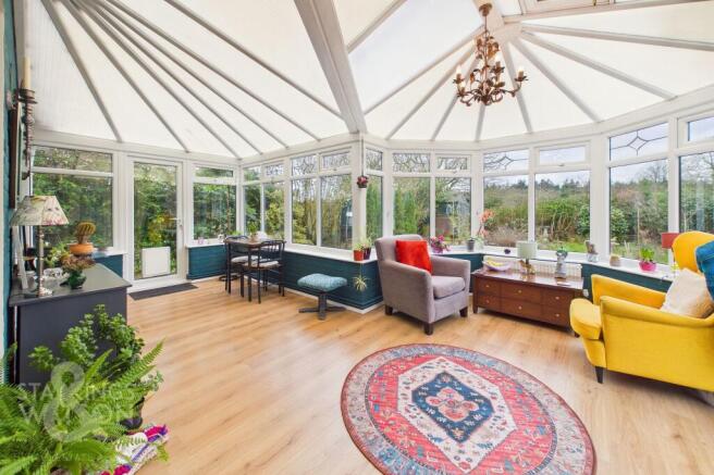 Taverham Road, Felthorpe, Norwich photo 4