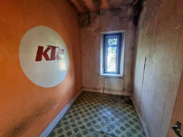 2 South View - Bedroom2.jpg