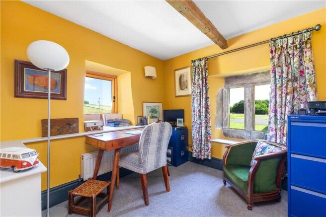 4 bed Barn Conversion for sale Image 12