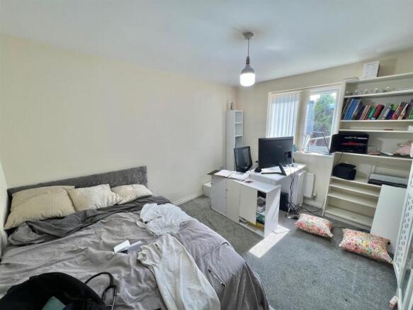 4 bed Terraced for sale Image 7