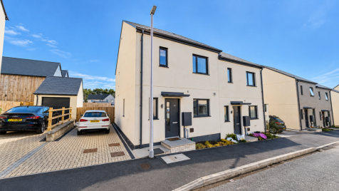 Min-Yr-Aber, Gorseinon, Swansea, SA4 4YH