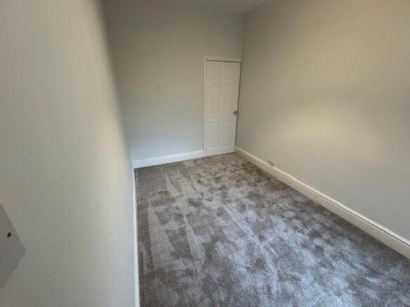 2 bed Terraced to rent Image 10