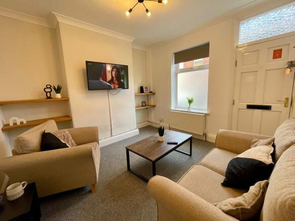 22 Grace Street - Living Room.jpeg