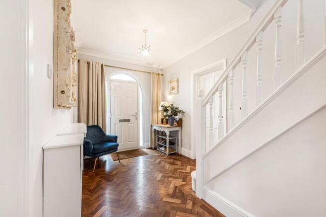 3 bed Semi-Detached for sale Image 4
