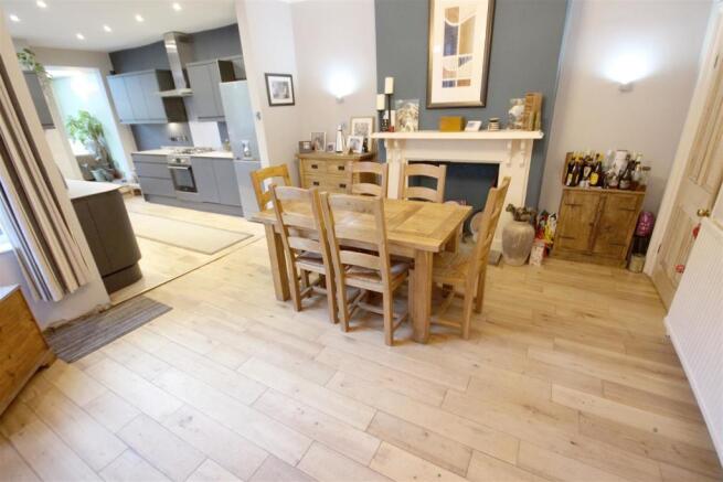 Dining Kitchen