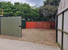 Trees, Maldon Road, Maldon CM9 6TF