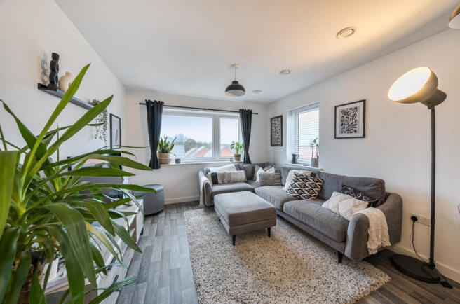 1381681-10-691d9c...