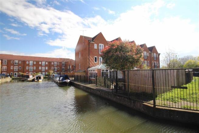 GRAND UNION CANAL