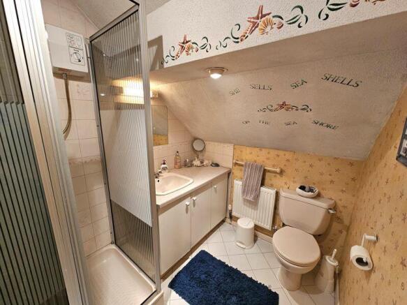 1st Floor Shower Room